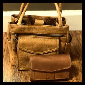 Fossil leather bag with wallet